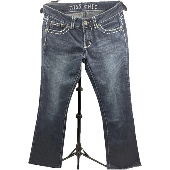 Miss Chic Women’s Jeans Size 5 Dark Wash Bootcut Embroidered Pocket EUC - Picture 2 of 16